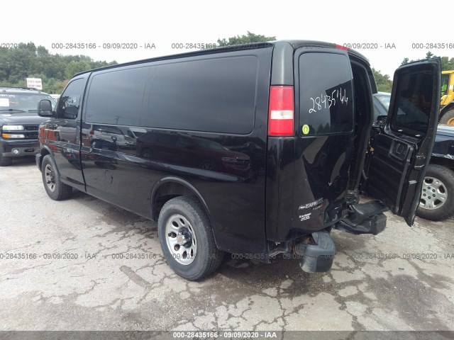 Photo 2 VIN: 1GCSHAF4XD1174692 - CHEVROLET EXPRESS CARGO VAN 