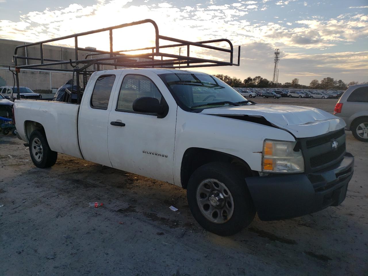 Photo 3 VIN: 1GCSKPE06AZ216484 - CHEVROLET SILVERADO 