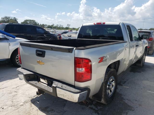 Photo 3 VIN: 1GCSKPE38AZ157707 - CHEVROLET SILVERADO 