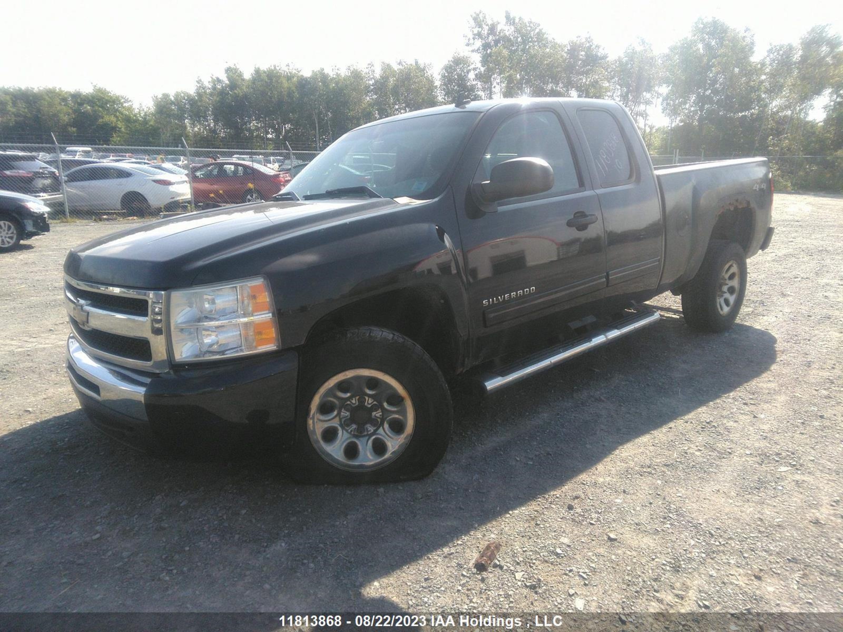 Photo 1 VIN: 1GCSKREA8AZ104130 - CHEVROLET SILVERADO 