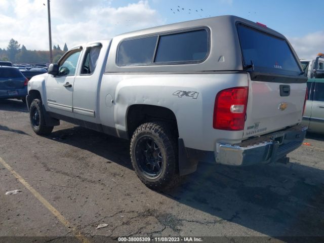 Photo 2 VIN: 1GCSKREA9AZ180522 - CHEVROLET SILVERADO 1500 