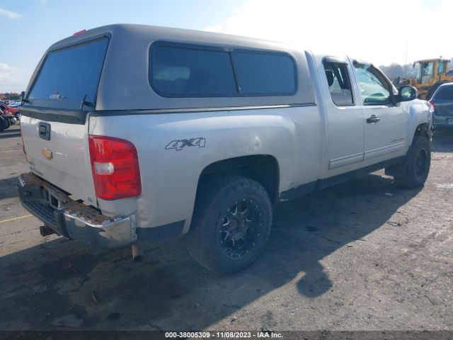 Photo 3 VIN: 1GCSKREA9AZ180522 - CHEVROLET SILVERADO 1500 