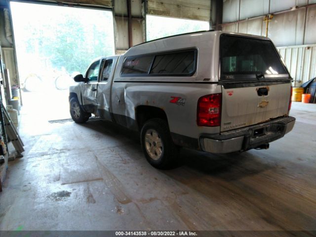 Photo 2 VIN: 1GCSKSE03AZ263426 - CHEVROLET SILVERADO 1500 