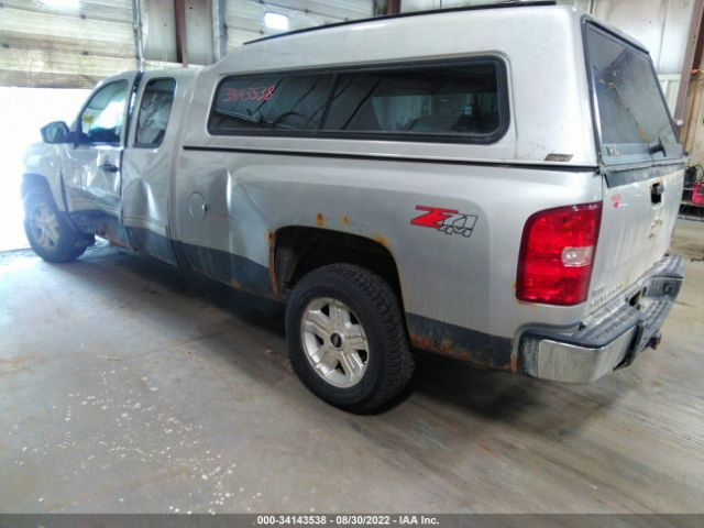 Photo 5 VIN: 1GCSKSE03AZ263426 - CHEVROLET SILVERADO 1500 