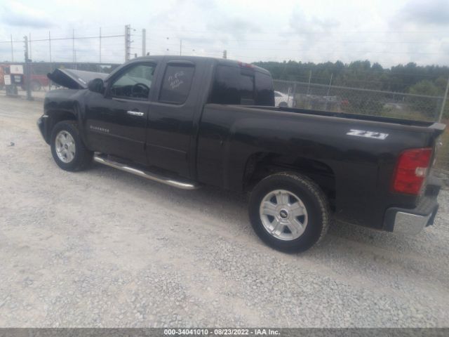 Photo 2 VIN: 1GCSKSE21AZ188419 - CHEVROLET SILVERADO 1500 