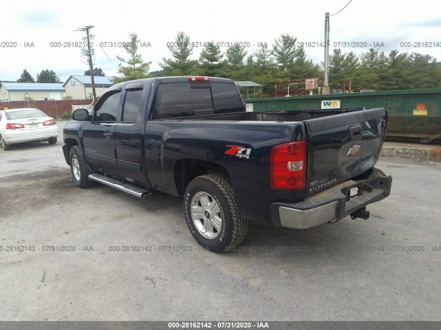 Photo 2 VIN: 1GCSKSE29AZ103665 - CHEVROLET SILVERADO 1500 