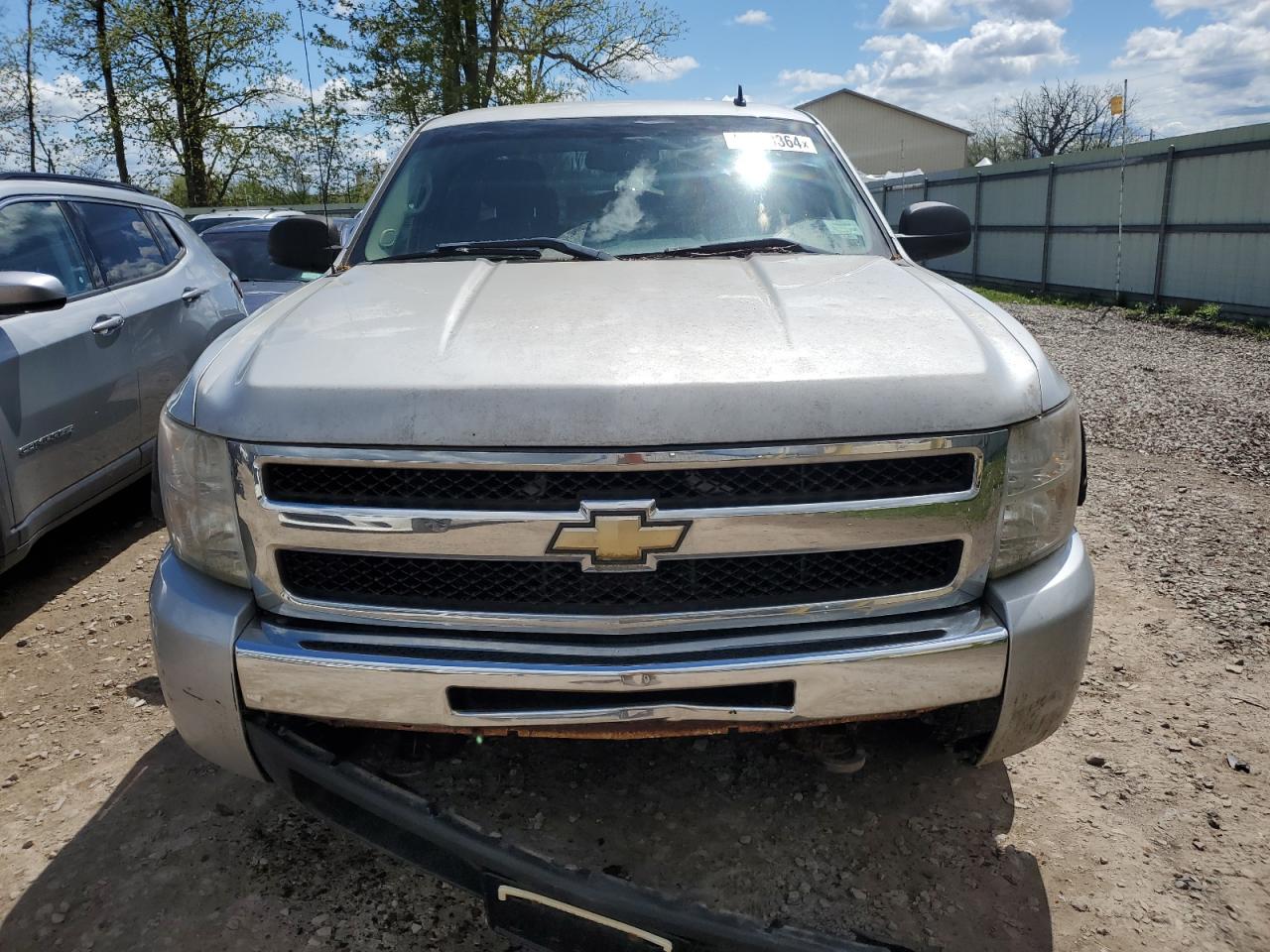 Photo 4 VIN: 1GCSKSE30AZ117012 - CHEVROLET SILVERADO 