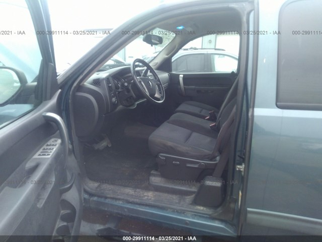 Photo 4 VIN: 1GCSKSE31AZ106679 - CHEVROLET SILVERADO 1500 