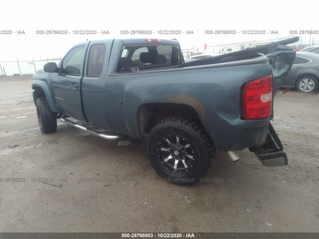 Photo 2 VIN: 1GCSKSE32AZ167720 - CHEVROLET SILVERADO 1500 