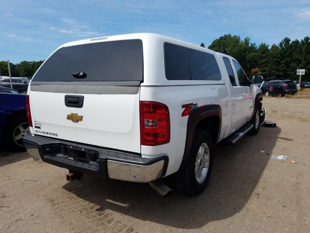 Photo 3 VIN: 1GCSKSE33AZ152711 - CHEVROLET SILVERADO 