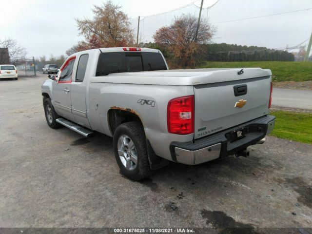 Photo 2 VIN: 1GCSKSE33AZ167919 - CHEVROLET SILVERADO 1500 