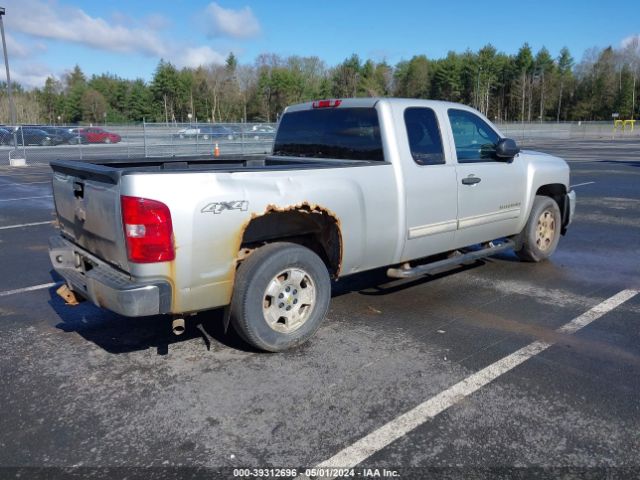 Photo 3 VIN: 1GCSKSE33AZ223972 - CHEVROLET SILVERADO 1500 