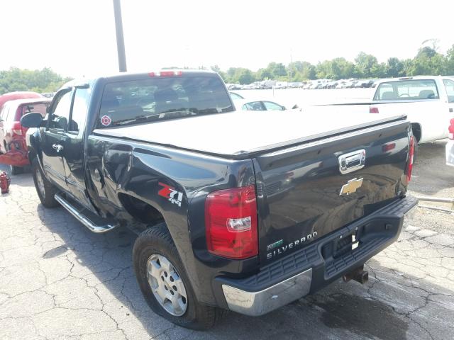 Photo 2 VIN: 1GCSKSE34AZ106675 - CHEVROLET SILVERADO 