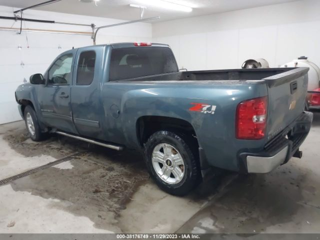 Photo 2 VIN: 1GCSKSE35AZ206428 - CHEVROLET SILVERADO 1500 