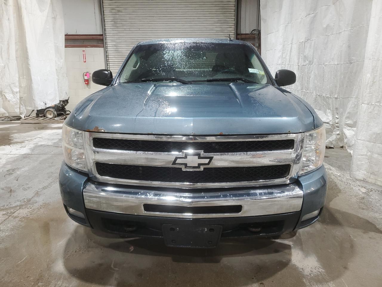 Photo 4 VIN: 1GCSKSE36AZ264452 - CHEVROLET SILVERADO 