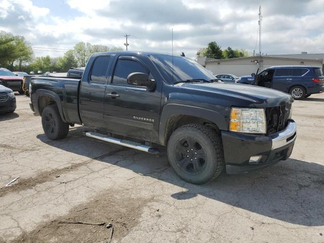 Photo 3 VIN: 1GCSKSE37AZ288940 - CHEVROLET SILVERADO 