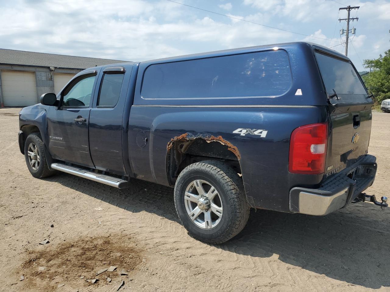 Photo 1 VIN: 1GCSKSE38AZ126928 - CHEVROLET SILVERADO 