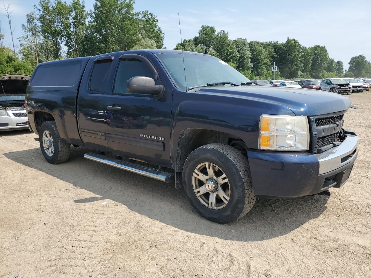 Photo 3 VIN: 1GCSKSE38AZ126928 - CHEVROLET SILVERADO 