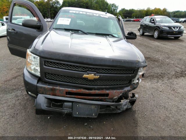 Photo 9 VIN: 1GCSKSE39AZ272447 - CHEVROLET SILVERADO 1500 