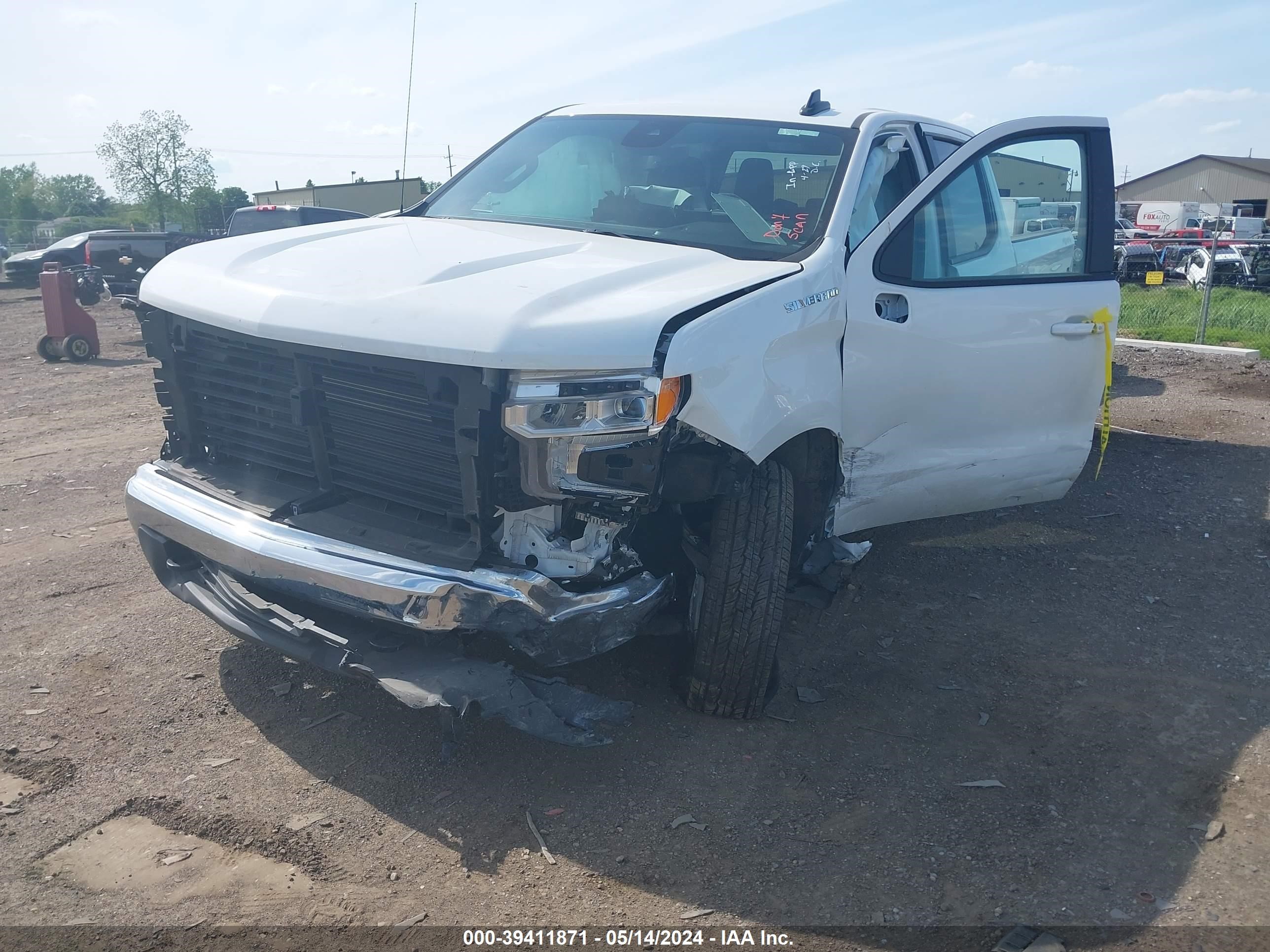 Photo 1 VIN: 1GCUDDED2PZ316837 - CHEVROLET SILVERADO 