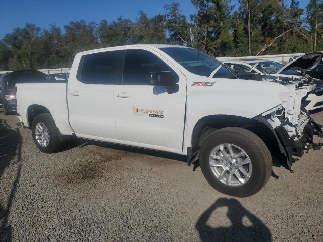 Photo 3 VIN: 1GCUDEED5RZ105236 - CHEVROLET SILVERADO 