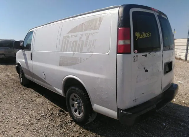 Photo 2 VIN: 1GCUGAD48A1139143 - CHEVROLET EXPRESS CARGO VAN 