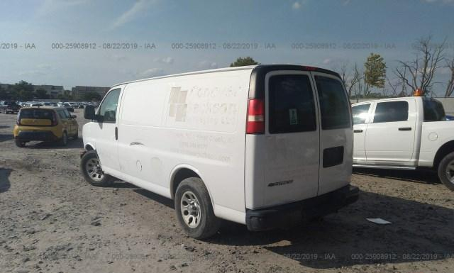 Photo 2 VIN: 1GCUGADX0A1107846 - CHEVROLET EXPRESS 