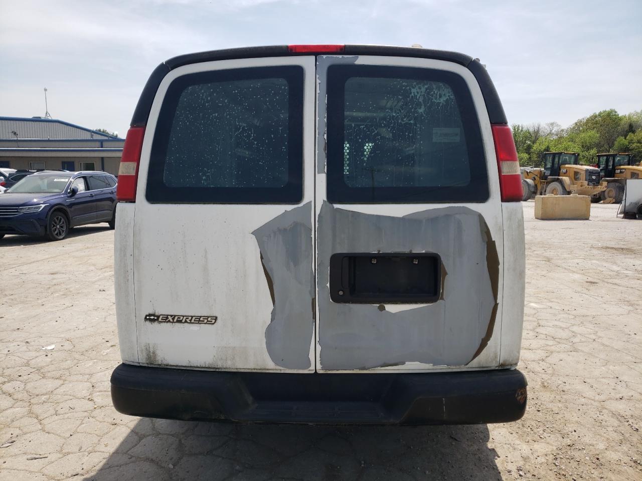 Photo 5 VIN: 1GCUGADX1A1140838 - CHEVROLET EXPRESS 