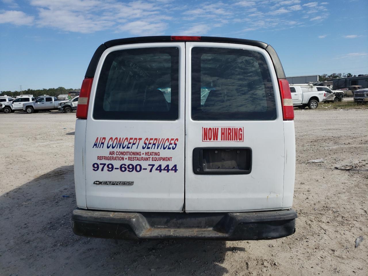 Photo 5 VIN: 1GCUGADX3A1102771 - CHEVROLET EXPRESS 