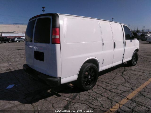 Photo 3 VIN: 1GCUGADX3A1156636 - CHEVROLET EXPRESS CARGO VAN 