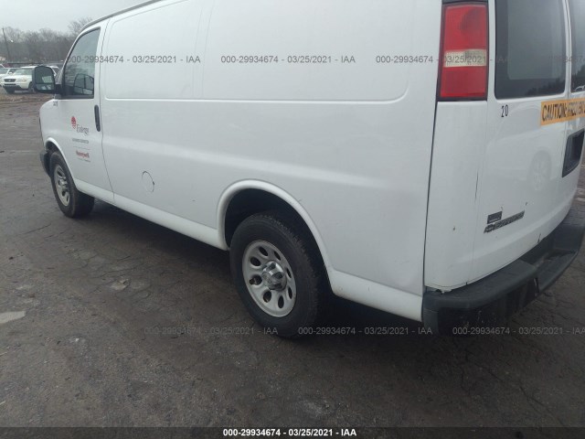 Photo 2 VIN: 1GCUGADX3A1163411 - CHEVROLET EXPRESS CARGO VAN 