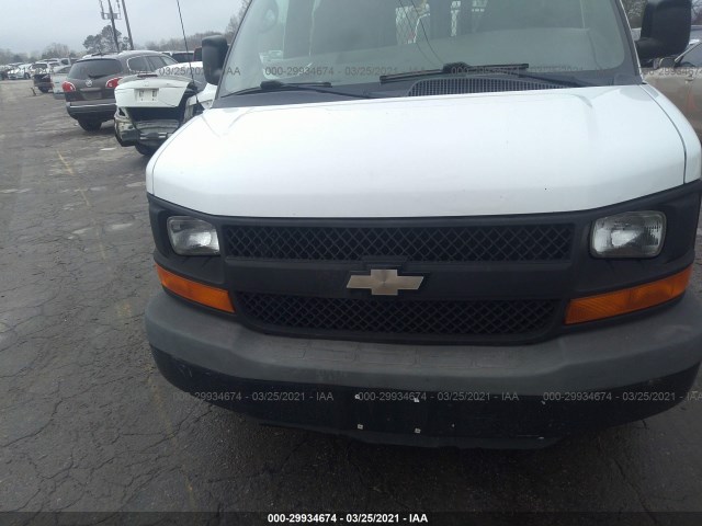 Photo 5 VIN: 1GCUGADX3A1163411 - CHEVROLET EXPRESS CARGO VAN 