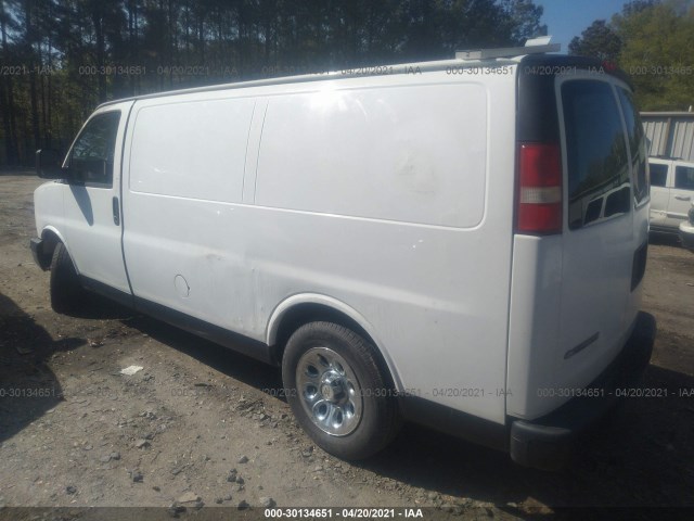 Photo 2 VIN: 1GCUGADX9A1112477 - CHEVROLET EXPRESS CARGO VAN 