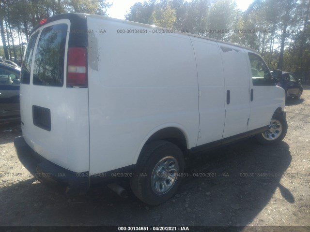 Photo 3 VIN: 1GCUGADX9A1112477 - CHEVROLET EXPRESS CARGO VAN 