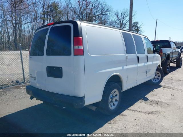 Photo 3 VIN: 1GCUHAD43A1149981 - CHEVROLET EXPRESS 1500 