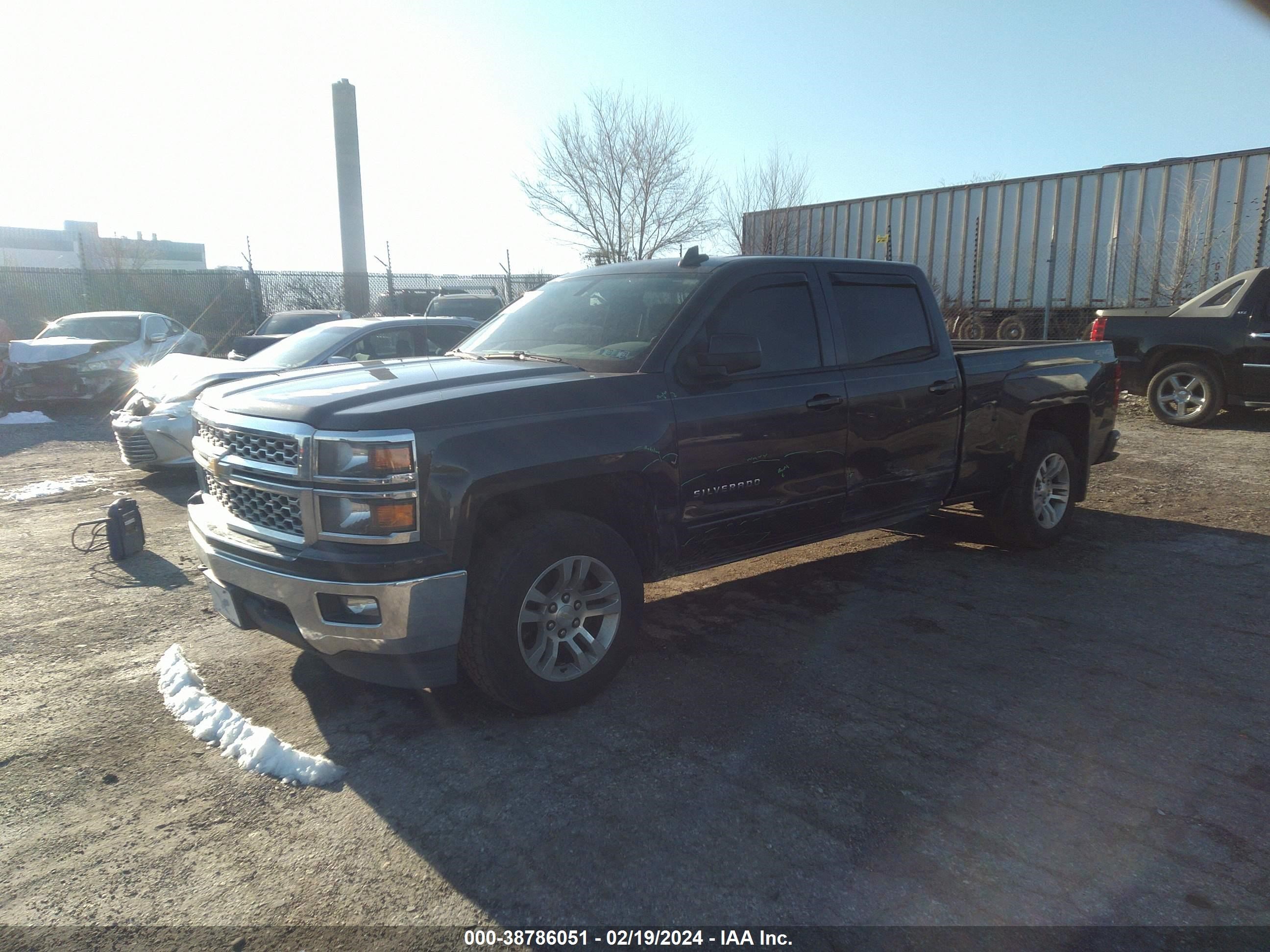 Photo 1 VIN: 1GCUKREC3FF197836 - CHEVROLET SILVERADO 