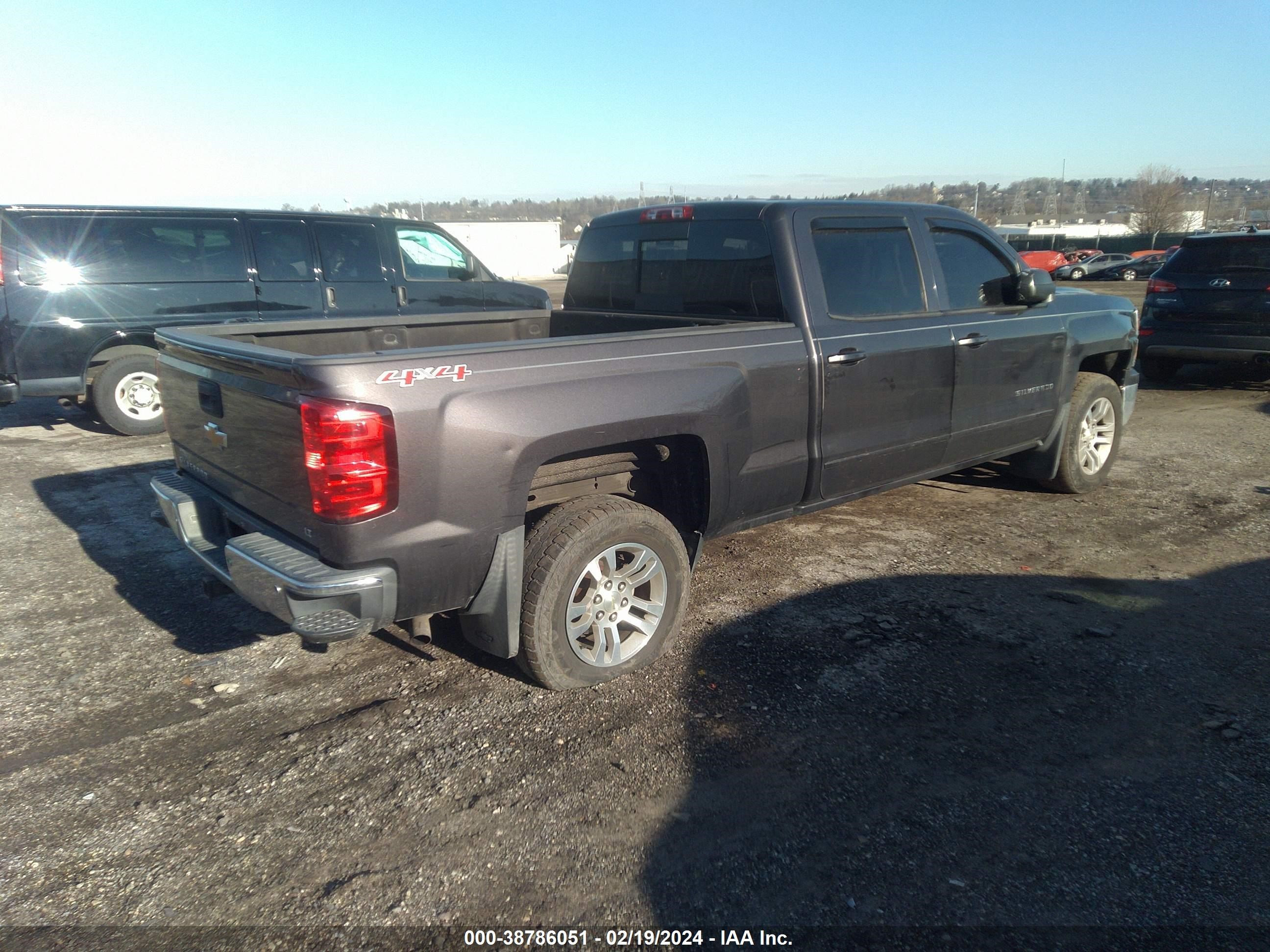 Photo 3 VIN: 1GCUKREC3FF197836 - CHEVROLET SILVERADO 