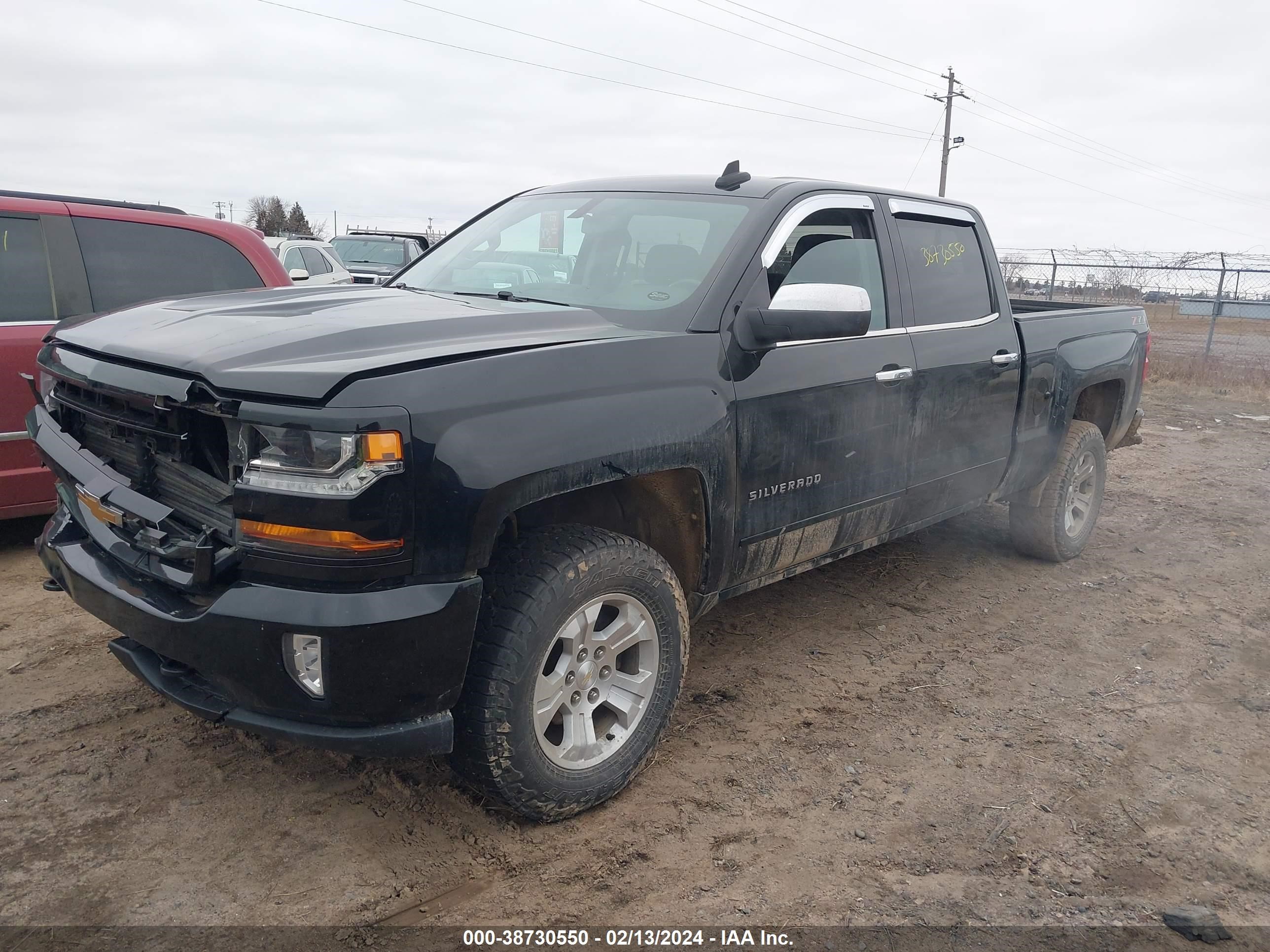 Photo 1 VIN: 1GCUKREC8JF187909 - CHEVROLET SILVERADO 