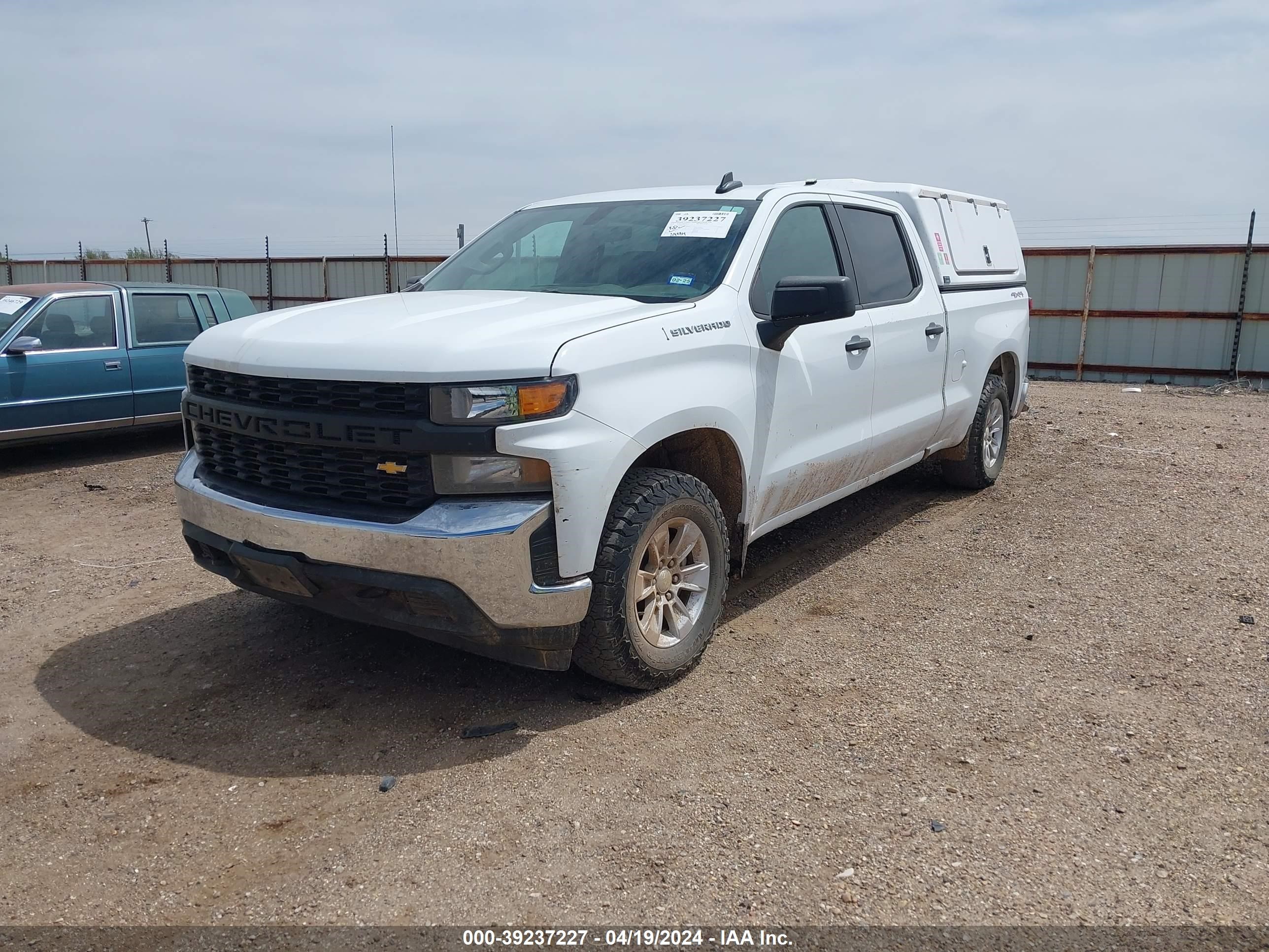 Photo 1 VIN: 1GCUYAEF4KZ232323 - CHEVROLET SILVERADO 