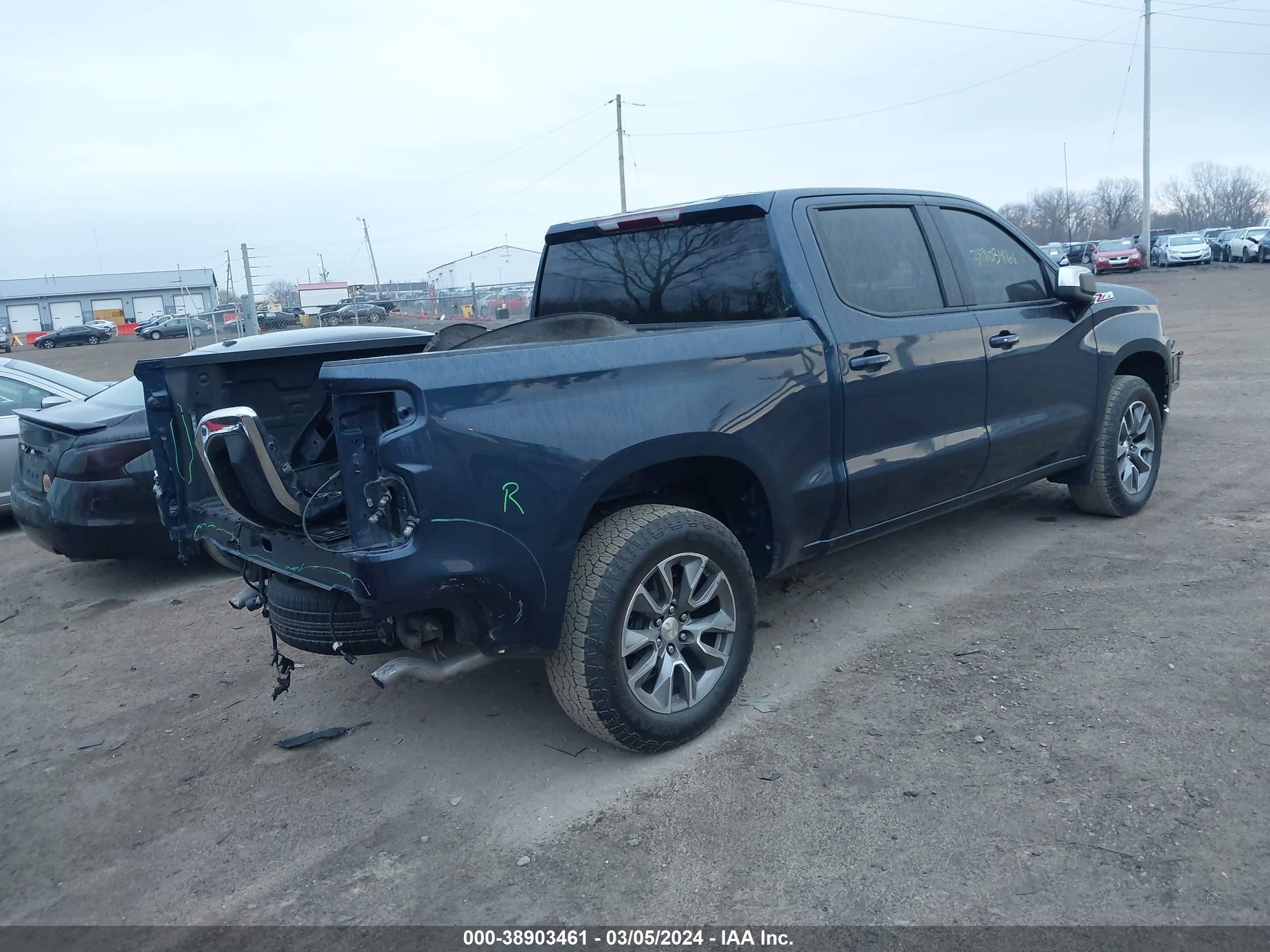 Photo 3 VIN: 1GCUYDED0MZ441514 - CHEVROLET SILVERADO 