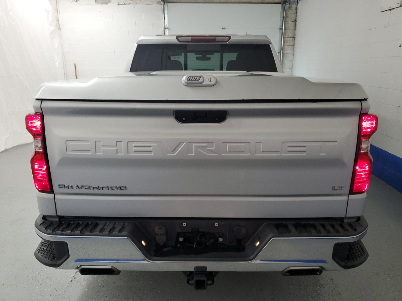 Photo 5 VIN: 1GCUYDED2KZ148940 - CHEVROLET SILVERADO 