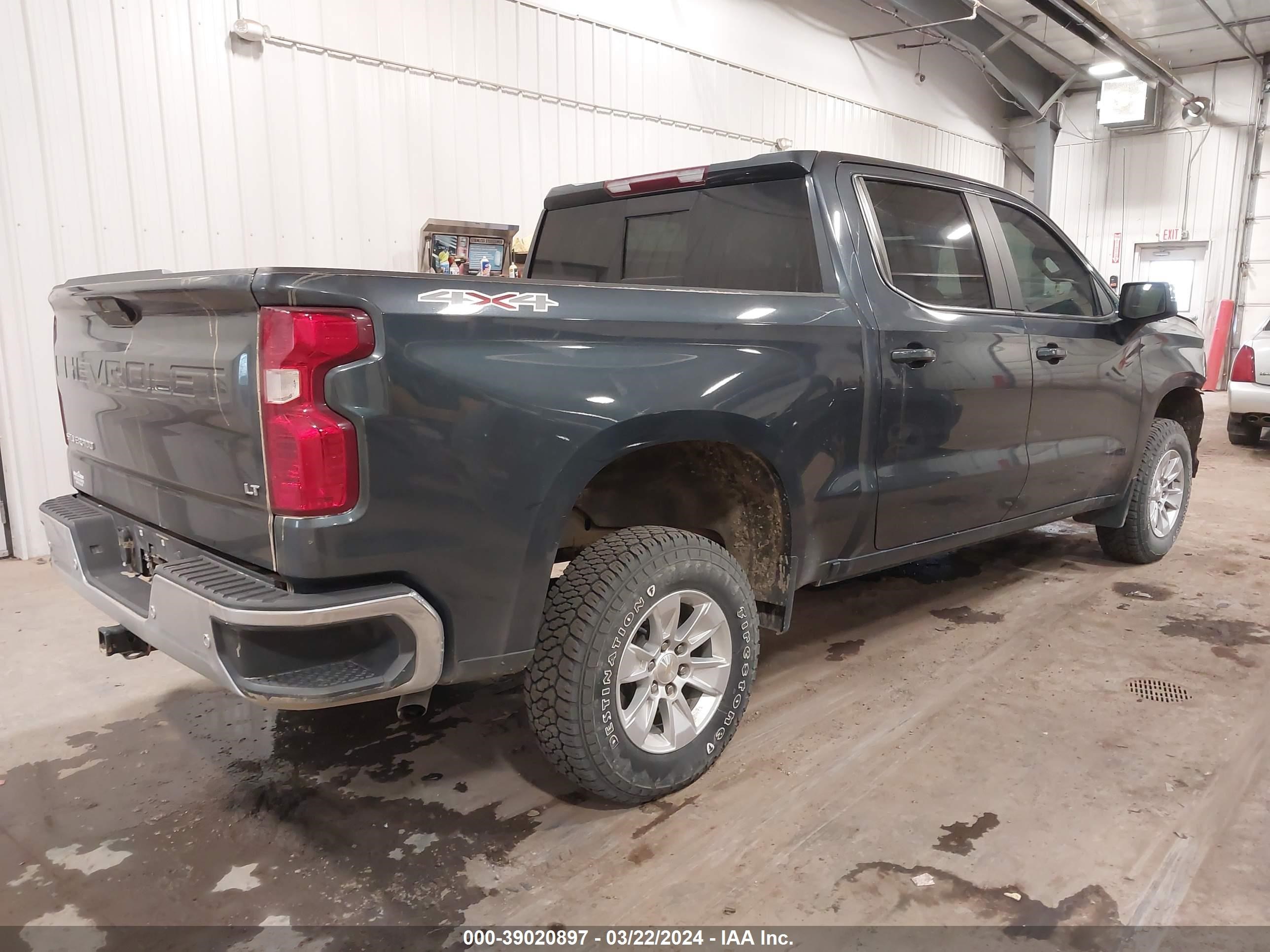 Photo 3 VIN: 1GCUYDED6MZ233671 - CHEVROLET SILVERADO 