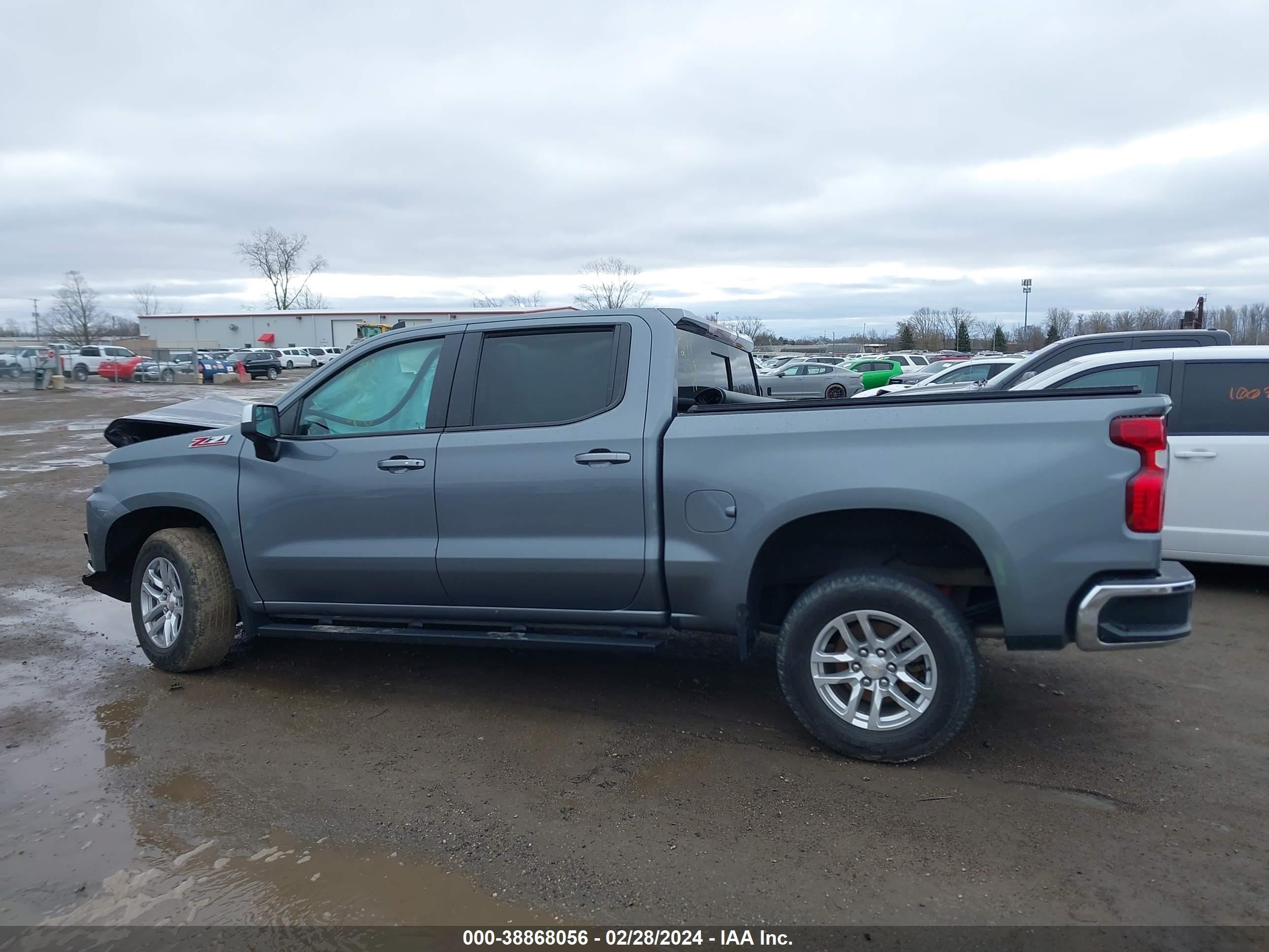 Photo 12 VIN: 1GCUYDED8MZ135449 - CHEVROLET SILVERADO 