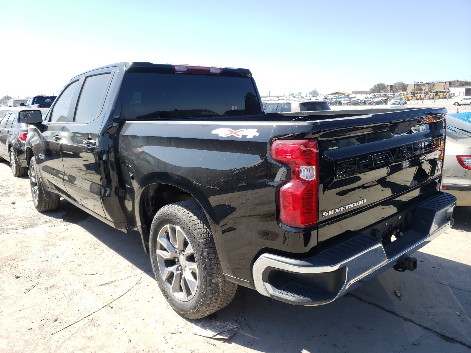 Photo 2 VIN: 1GCUYDED9KZ115532 - CHEVROLET SILVERADO 