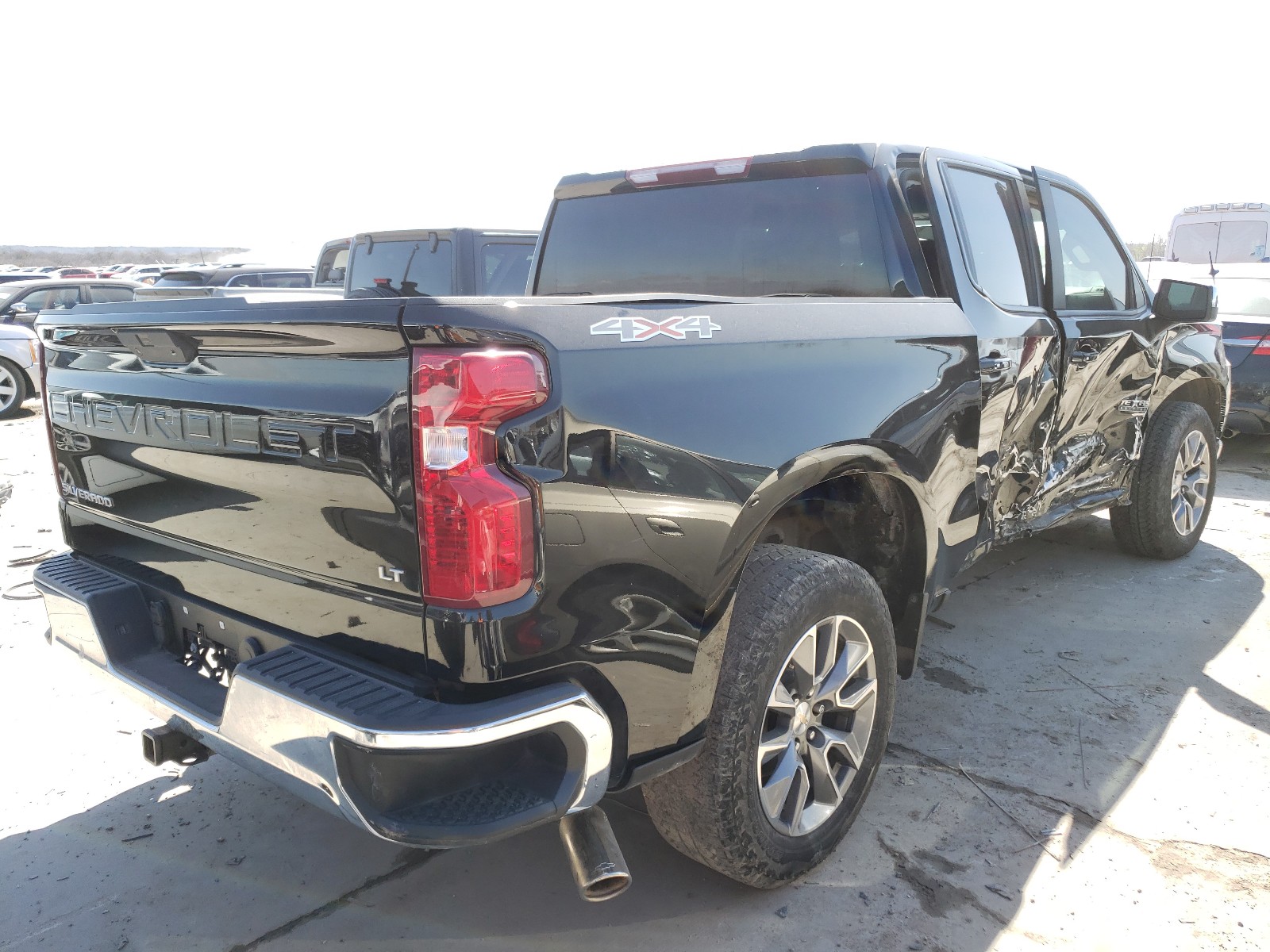 Photo 3 VIN: 1GCUYDED9KZ115532 - CHEVROLET SILVERADO 