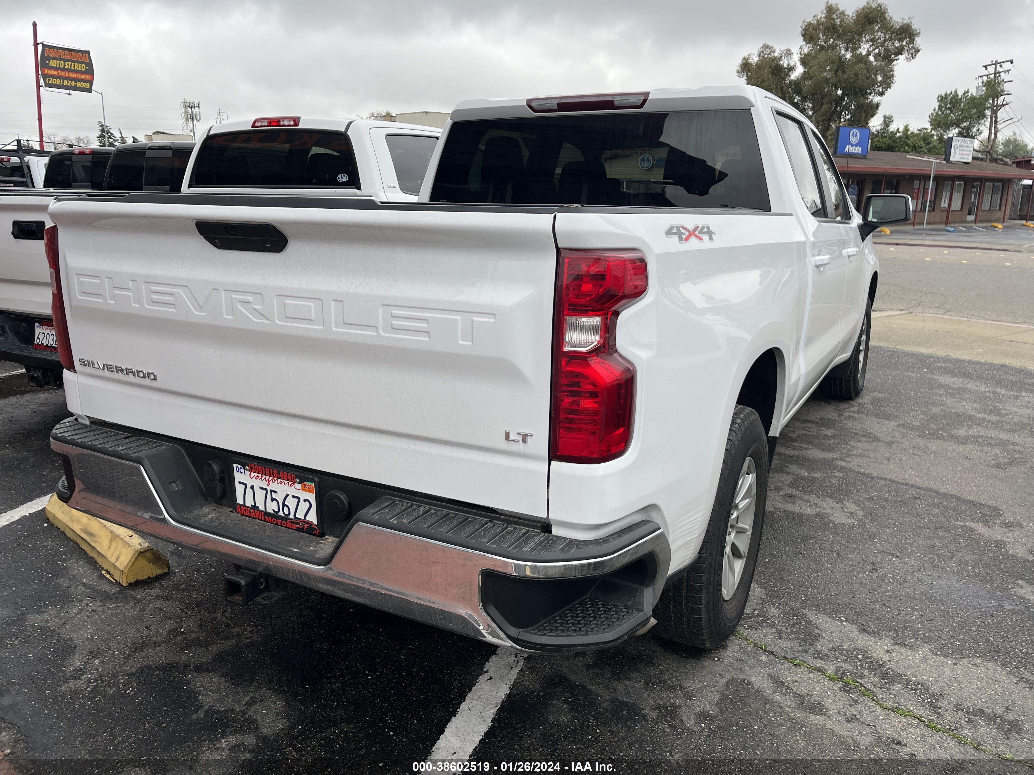 Photo 3 VIN: 1GCUYDED9MZ103612 - CHEVROLET SILVERADO 