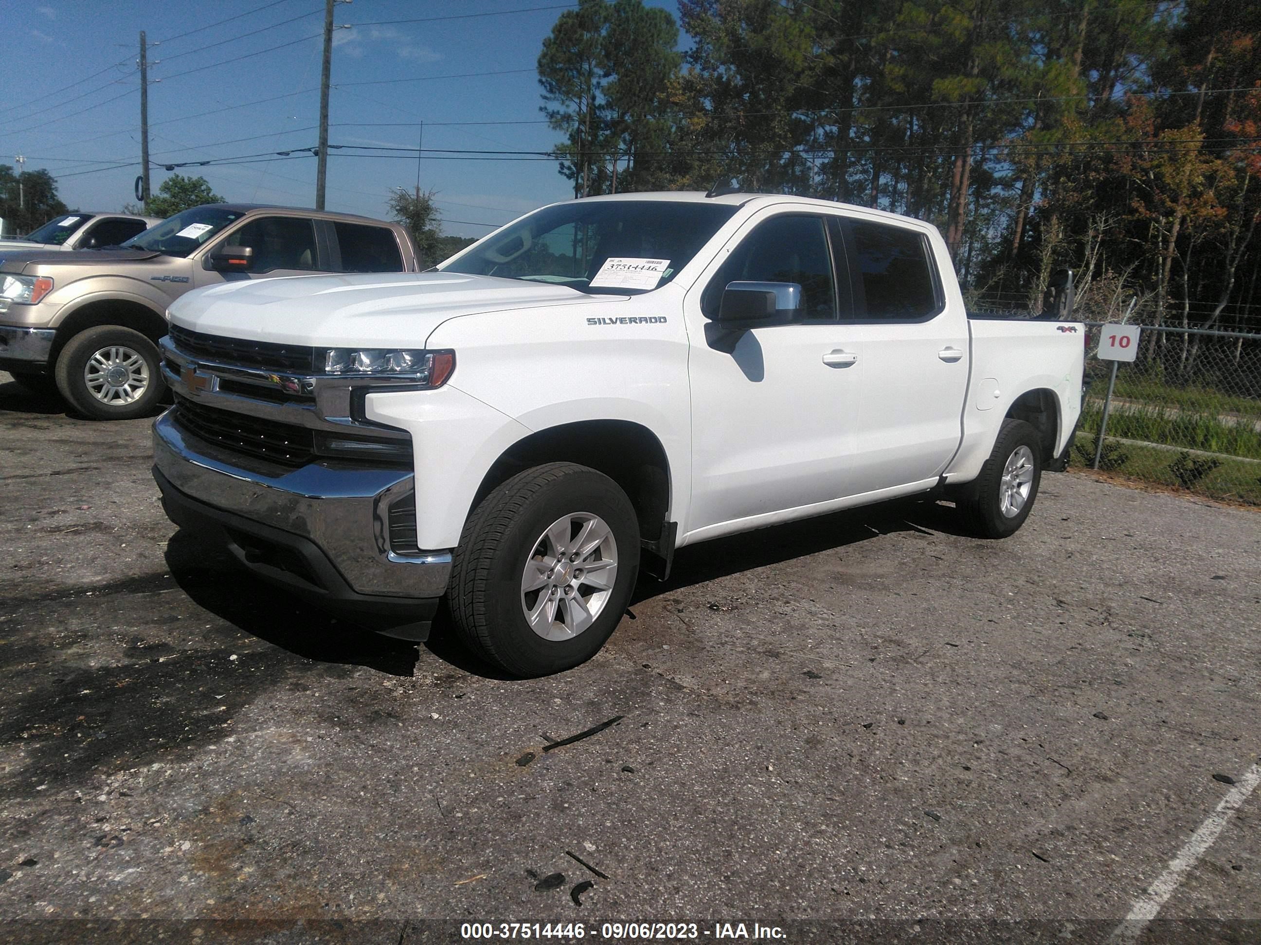 Photo 1 VIN: 1GCUYDED9MZ239982 - CHEVROLET SILVERADO 