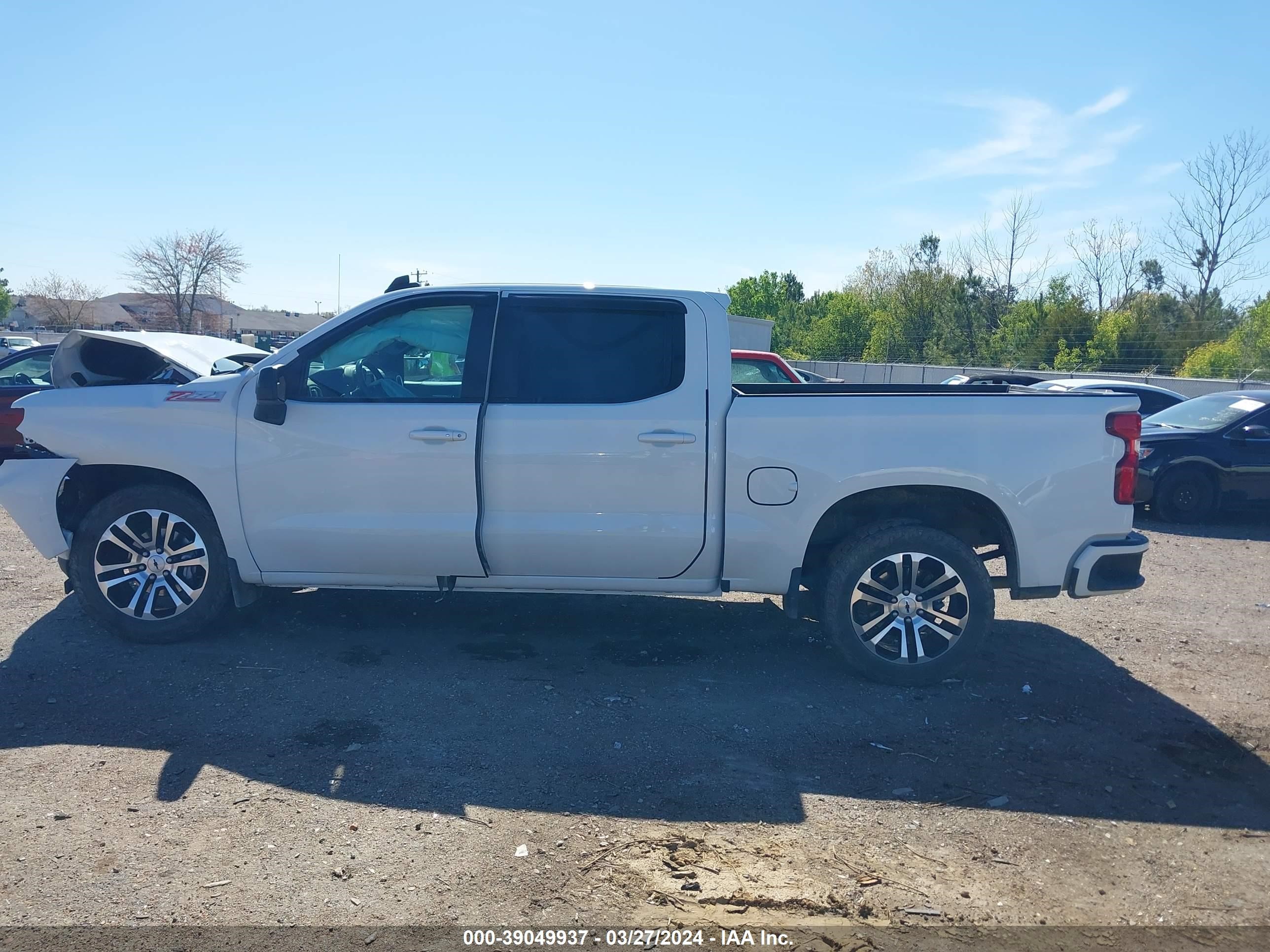 Photo 13 VIN: 1GCUYEED0MZ176261 - CHEVROLET SILVERADO 