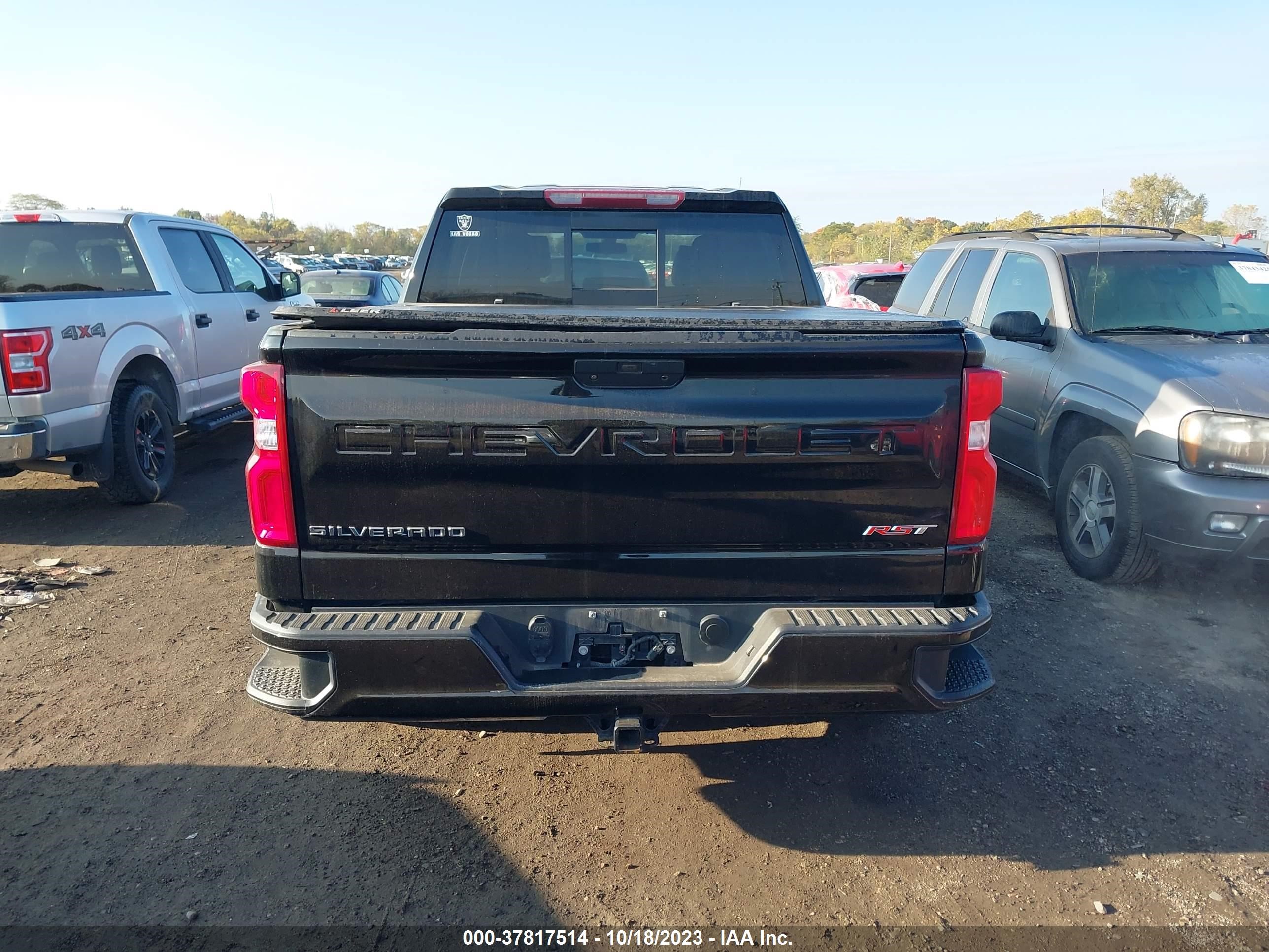 Photo 16 VIN: 1GCUYEED3KZ178230 - CHEVROLET SILVERADO 