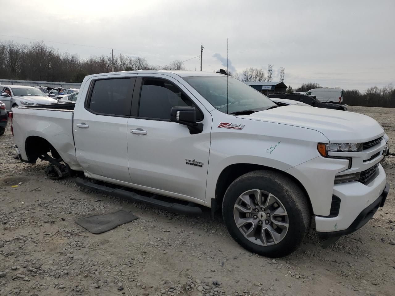 Photo 3 VIN: 1GCUYEED8MZ130225 - CHEVROLET SILVERADO 